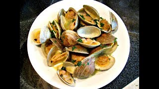 Steamed Clams  Cooking Live Littleneck Clams to perfection in 10 minutes  PoorMansGourmet [upl. by Renell]