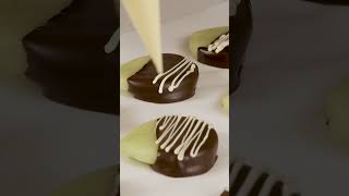 AMAZING 3 Ingredient Peppermint Patties [upl. by Warwick]