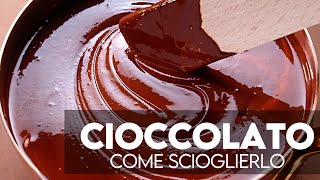 Come sciogliere il cioccolato in 3 modi a bagnomaria nel forno tradizionale e al microonde [upl. by Moya]