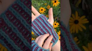 Free Knitting Pattern How to Knit the Two Color Rib Brioche Mitts Free Knitting Pattern [upl. by Nesyrb]