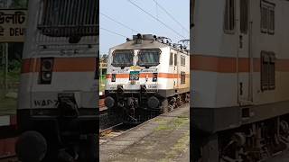 12245 Howrah SMVT Bengaluru Duronto Express 🔥🔥 shorts [upl. by Tteraj]