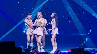 블랙핑크 BLACKPINK DKWTD Dont know what to do stage Born Pink Tour in MELBOURNE full fancam [upl. by Soisatsana]