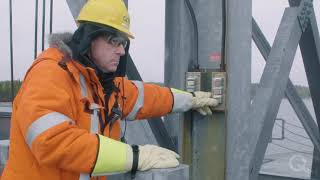 Opening of the spillway gates at RobertBourassa generating station [upl. by Nogras]