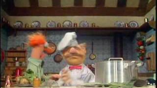 The Muppet Show Swedish Chef tries to make soup ep514 [upl. by Giulio]