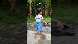 kaki emak kena duri 😭 funny shorts [upl. by Lahcear]