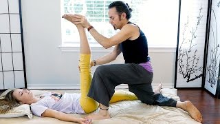 How to Do Thai Massage for Lower Back Pain amp Hip Pain Relief Part 1 [upl. by Uehttam]