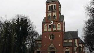 Papenburg Emsland Glocken der Katholische St Michaelkirche Plenum [upl. by Cresida372]