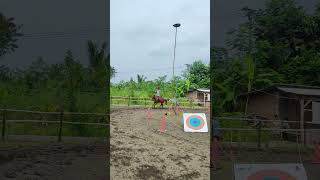 Memanah berkuda archery [upl. by Irpak]