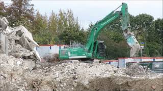 Bagger Komatsu PC 360  Abrissbaustelle [upl. by Tecu]