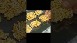 5 minutes Murmure ki chikki Murmura GajjakPuff Rice Gud Chikki Puffed Rice chiki\murmura chikki [upl. by Ymarej584]