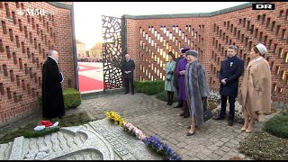 Kranselægning ved Roskilde Domkirke [upl. by Qifar]