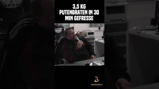 35kg Putenbraten braten markusrühl bodybuilding lustig maggus funny shortsvideo motivation [upl. by Gilchrist]