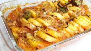 Tave me patate te pjekura ne furre  Potatoes casserole [upl. by Reichel]