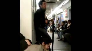 Chileno Loco Cantando en Tren [upl. by Nager]