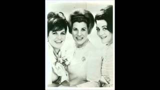 The Andrews Sisters  Ill Be With You in Apple Blossom Time 1961 [upl. by Ann-Marie]