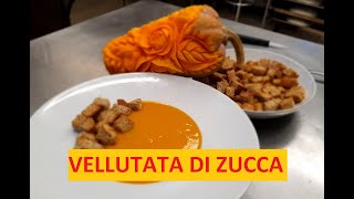 VELLUTATA DI ZUCCA E PATATE [upl. by Strickland]