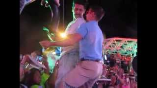 NKOTB Cruise 2013  Remix Night  Joey dancing behind Jon [upl. by Sabino30]