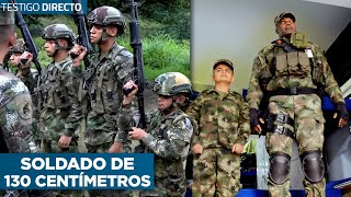 El Soldado Más Pequeño Del Ejército De Colombia En 2023 ¡Mide 130 Centímetros  Testigo Directo [upl. by Fronnia]