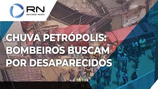 Chuva em Petrópolis bombeiros buscam por vítimas soterradas [upl. by Yelra682]