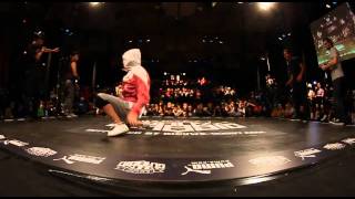 Lil G amp Sunni vs AT amp Nono WBC 2011 Quarter Final [upl. by Adnoral]