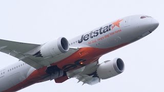 Jetstar B7879 amp Jetstar Japan A320 Takeoff at NRTRJAA [upl. by Nami]