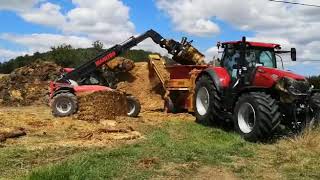 HayBuster H1030 BIG BITE Tub Grinder processing straw for Biogas in France [upl. by Pieter]