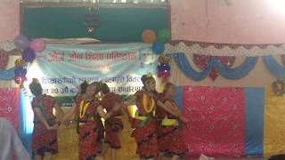 Lahana le jurayo ki  Darpan chaya  Nepali classic song  cultural dance [upl. by Golda]