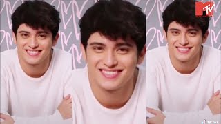 Haharanahin Kita Randomantic James Reid [upl. by Xylia]