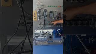 Control del servodrive con el PLC [upl. by Molli590]