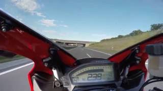 Honda CBR 1000 RR Fireblade 2012 Beschleunigung bergauf Top Speed Autobahn [upl. by Finnigan]