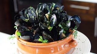 Mussels Mariniere Sauce – Bruno Albouze [upl. by Sibella]