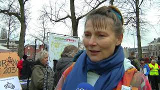 Mensen uit hele land protesteren tegen gaswinning [upl. by Gronseth272]