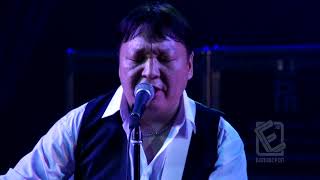 05 Closer Than Close Beegees cover Shar Airag Mongolia [upl. by Dobb]