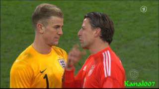 Roman Weidenfeller im Gespräch mit dem englischen Torwart joe hart  England vs Deutschland 01 [upl. by Cristabel975]