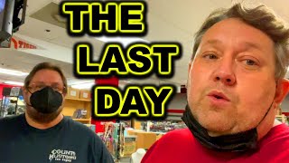 Last Day Open Bargain Hunters Thrift Store Storage Wars Auction Episode [upl. by Kei]