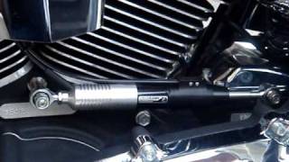 Translogic Powershifter on a Harley Gives you Push Button Gear Shifting [upl. by Aman969]