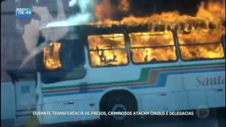 Presos queimam ônibus e atacam delegacias durante transferência em Natal RN [upl. by Anyar]