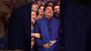 ❤ dil ki gali se bachke ghuzarna zindagi imtihan leti hai amitabh bachchan hema malini shatrughan ❤ [upl. by Icul862]