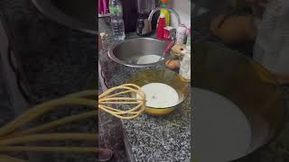 Hacemos frixuelos con la abuela Receta típica Asturiana [upl. by Nylsoj295]