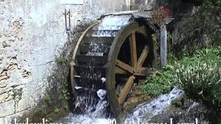 Le moulin de Vanneau  moulin à eau à roue alimentée par dessus et par lavant [upl. by Pratte]