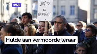 Duizenden Fransen brengen in Arras hulde aan vermoorde leraar [upl. by Annaxor]