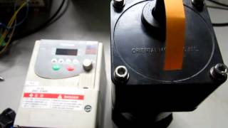 TOSHIBA VFS92004PMAN INVERTER 動作確認 [upl. by Ttennaej]