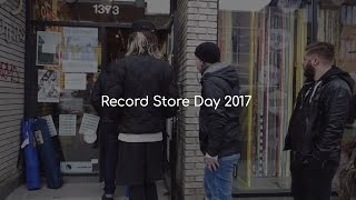 Record Store Day 2017  Montreal  Aux 33 Tours [upl. by Louanne]