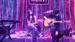 Vinya Chhabra performs Motion Sickness by Phoebe Bridgers with James Hoffman on guitar [upl. by Tristas]