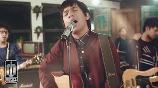 DMASIV  Dengarlah Sayang Official Music Video [upl. by Valerian]