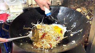 Best Char Kway Teow in Malaysia  Malaysia Street Food  炒粿条 [upl. by Silliw349]