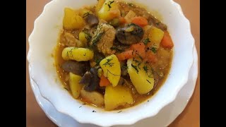 Вкуснейшее жаркое с грибами мясом картошкой  Кулинарный остров [upl. by Llerrod]