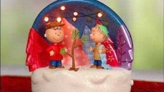 Hallmark Keepsake Magic Ornament 2009 Just the Right Tree  The Peanuts Gang [upl. by Kavanaugh]