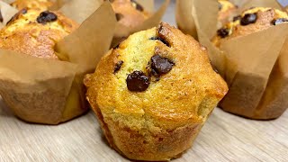 MUFFINS AUX PÉPITES DE CHOCOLAT RECETTE SIMPLE ET RAPIDE [upl. by Acinomahs]