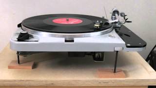 Thorens TD124 w Virtuoso Analogue Homage phonostage [upl. by Itirahc526]